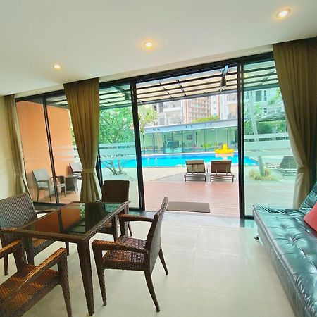 Villa Navin Jomtien Beach Esterno foto
