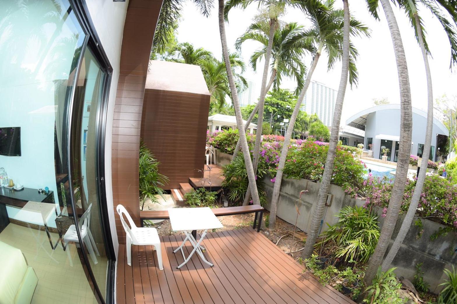 Villa Navin Jomtien Beach Esterno foto