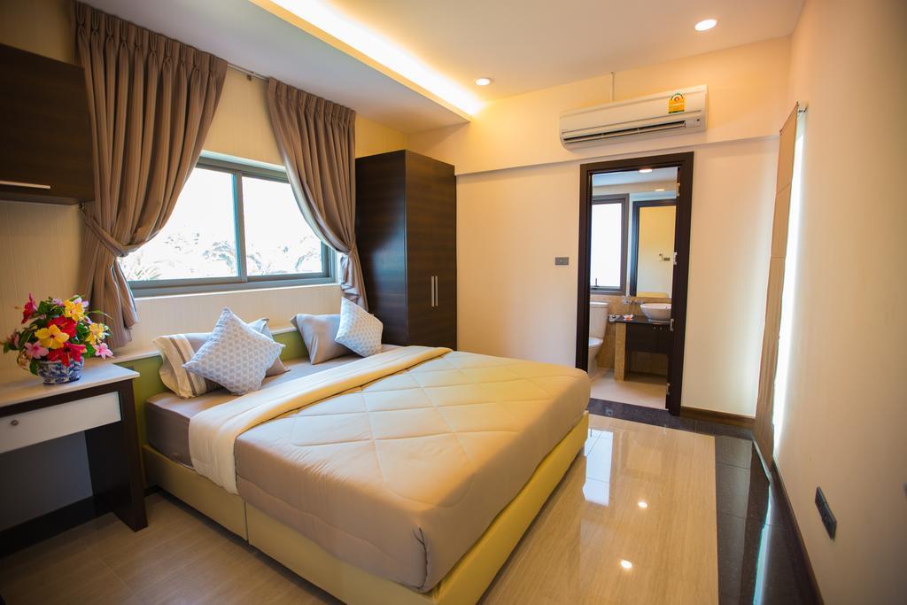 Villa Navin Jomtien Beach Esterno foto
